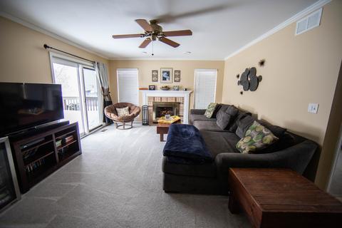 1250 Spring Creek Rd, Elgin, IL 60120 photo 39