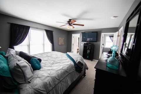 1250 Spring Creek Rd, Elgin, IL 60120 photo 13