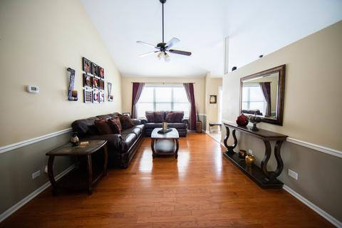 1250 Spring Creek Rd, Elgin, IL 60120 photo 7