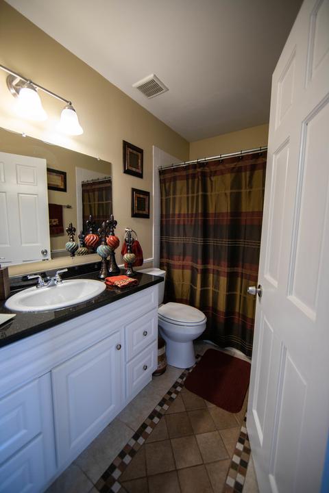 1250 Spring Creek Rd, Elgin, IL 60120 photo 18