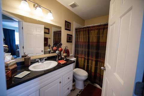 1250 Spring Creek Rd, Elgin, IL 60120 photo 17