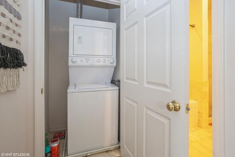 275 E Railroad Ave #109, Bartlett, IL 60103 photo 11