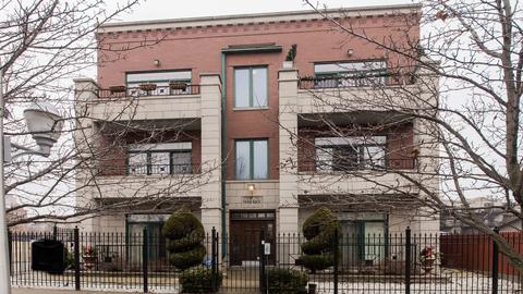 516 E 42nd St #2E, Chicago, IL 60653 photo 2