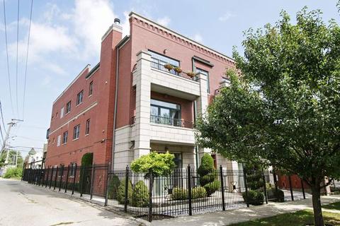 516 E 42nd St #2E, Chicago, IL 60653 photo 1
