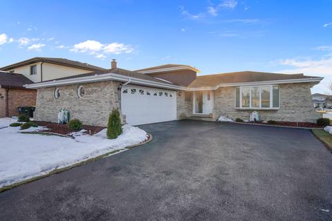 19262 Maple St, Lansing, IL 60438 photo 2