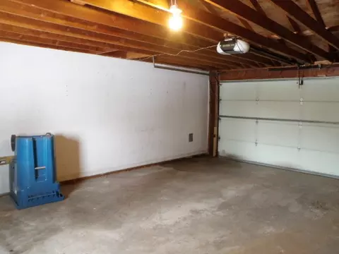 201 Briar Ln, Morris, IL 60450 photo 14