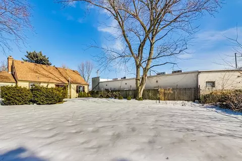 2105 Rand Rd, Des Plaines, IL 60016 photo 42