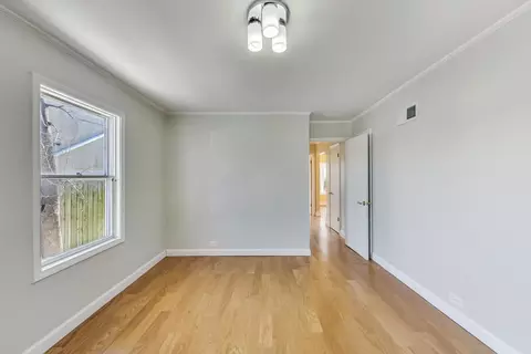 2105 Rand Rd, Des Plaines, IL 60016 photo 21