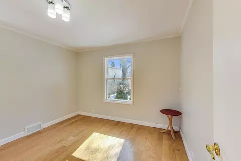 2105 Rand Rd, Des Plaines, IL 60016 photo 22