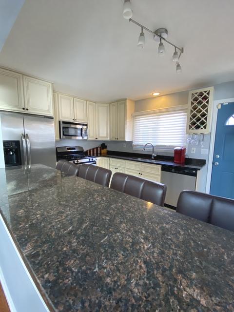 379 E 89th Pl, Chicago, IL 60619 photo 9