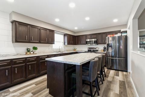 1815 Chestnut Hill Rd, Plainfield, IL 60586 photo 5