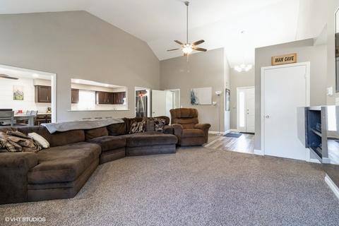 1815 Chestnut Hill Rd, Plainfield, IL 60586 photo 3
