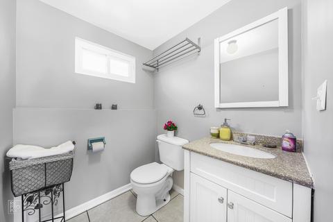 1925 Koehler Dr, Des Plaines, IL 60018 photo 21