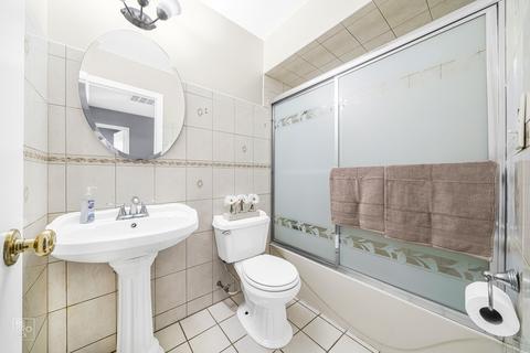 1925 Koehler Dr, Des Plaines, IL 60018 photo 17