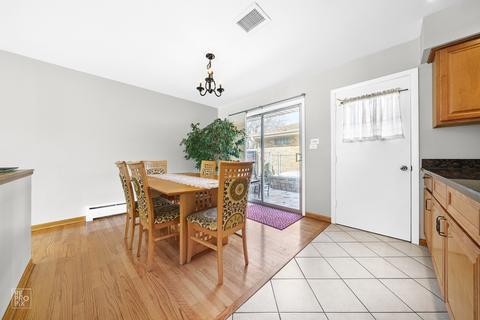 1925 Koehler Dr, Des Plaines, IL 60018 photo 8