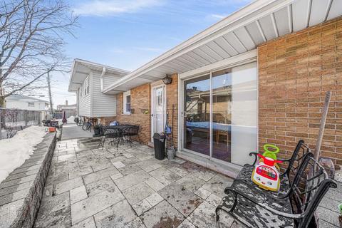 1925 Koehler Dr, Des Plaines, IL 60018 photo 25