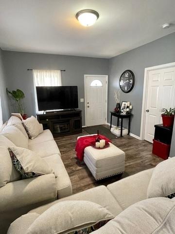 952 2nd Ave, Aurora, IL 60505 photo 4