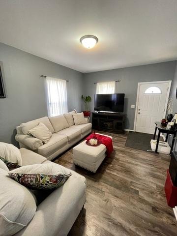 952 2nd Ave, Aurora, IL 60505 photo 3