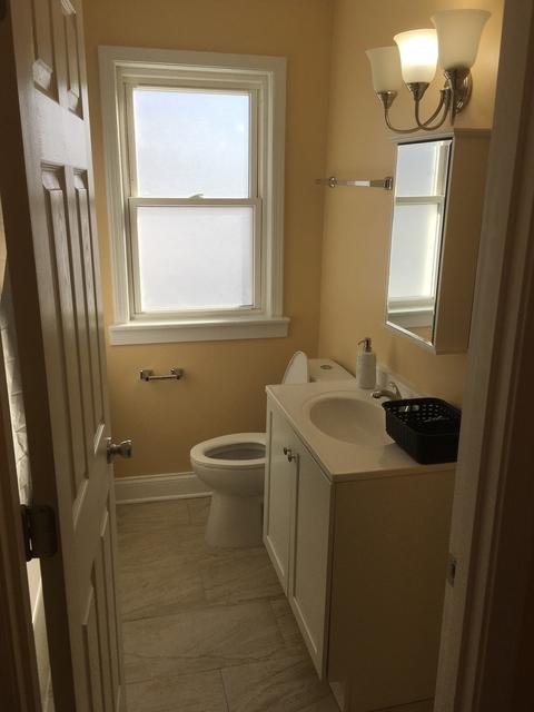 569 E 105th St, Chicago, IL 60628 photo 12