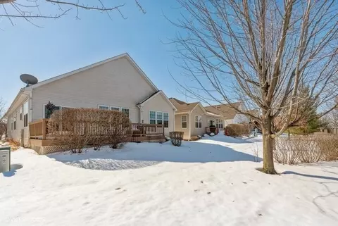 5944 Eton Dr, Hoffman Estates, IL 60192 photo 16