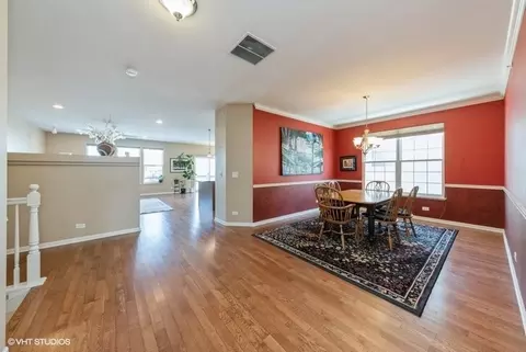 5944 Eton Dr, Hoffman Estates, IL 60192 photo 7