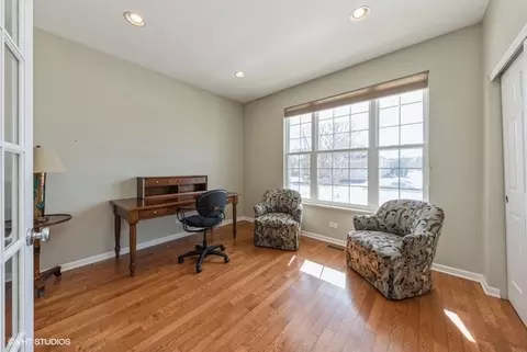 5944 Eton Dr, Hoffman Estates, IL 60192 photo 10
