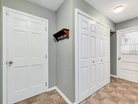 1701 Kay Rd, Wheaton, IL 60187 photo 15