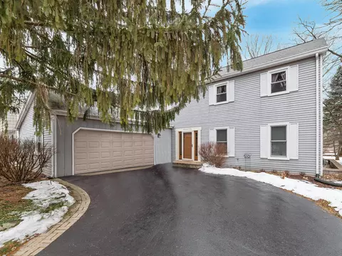 1701 Kay Rd, Wheaton, IL 60187 photo 1