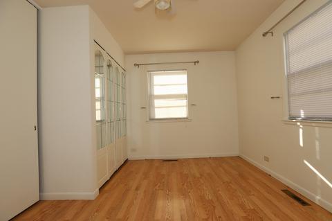 650 Elgin Ave, Elgin, IL 60120 photo 9