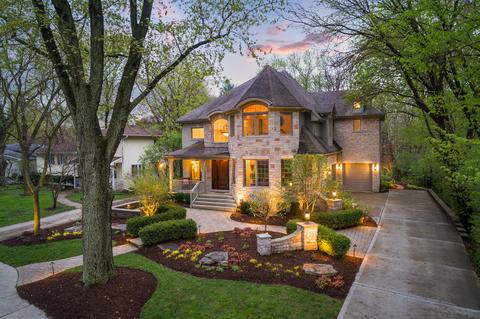 20 Maple Ln, Naperville, IL 60540 photo 1