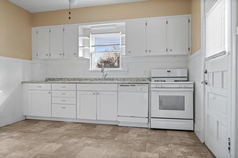801 W College Ave, Normal, IL 61761 photo 8