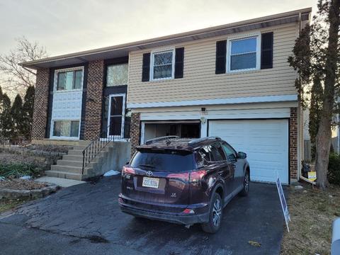 1385 Nantucket Ct, Hoffman Estates, IL 60192 photo 1