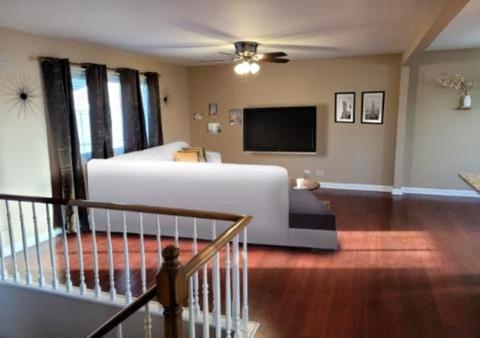1385 Nantucket Ct, Hoffman Estates, IL 60192 photo 6