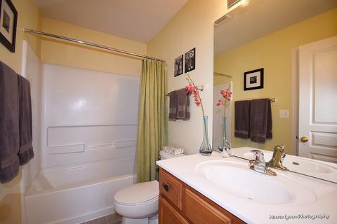 2496 Emily Ln, Elgin, IL 60124 photo 22