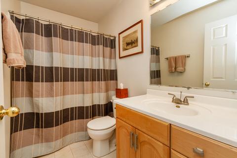 702 Crescent Ct #A2, Bartlett, IL 60103 photo 13