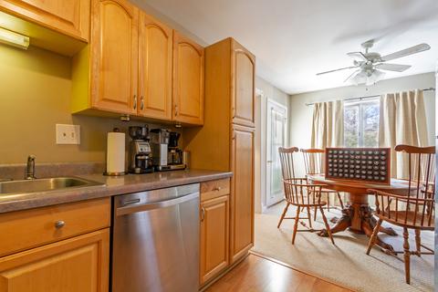 702 Crescent Ct #A2, Bartlett, IL 60103 photo 6