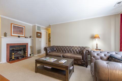 702 Crescent Ct #A2, Bartlett, IL 60103 photo 3