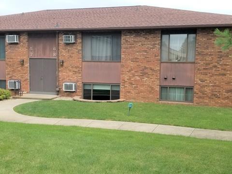509 Jenkran St #8, Morrison, IL 61270 photo 1