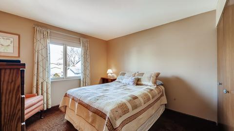 1390 Gloucester Ct, Hoffman Estates, IL 60192 photo 20