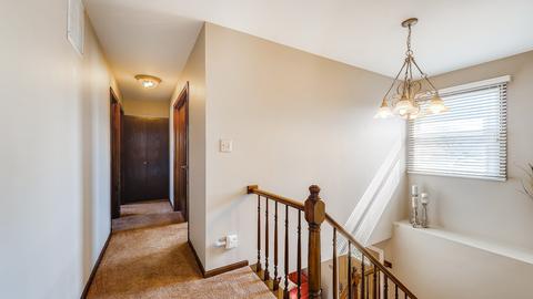 1390 Gloucester Ct, Hoffman Estates, IL 60192 photo 22