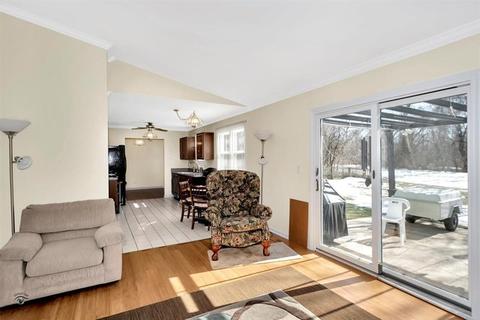 777 W Appletree Ln, Bartlett, IL 60103 photo 14
