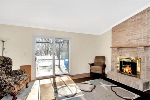 777 W Appletree Ln, Bartlett, IL 60103 photo 13