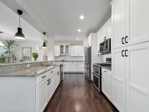 525 W 3rd St, Elmhurst, IL 60126 photo 12