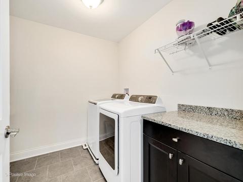 525 W 3rd St, Elmhurst, IL 60126 photo 27