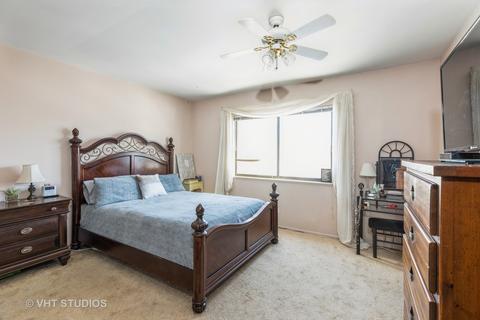 3524 Golfview Dr, Hazel Crest, IL 60429 photo 9