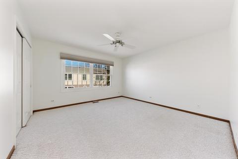 4528 Olmstead Dr, Hoffman Estates, IL 60192 photo 8