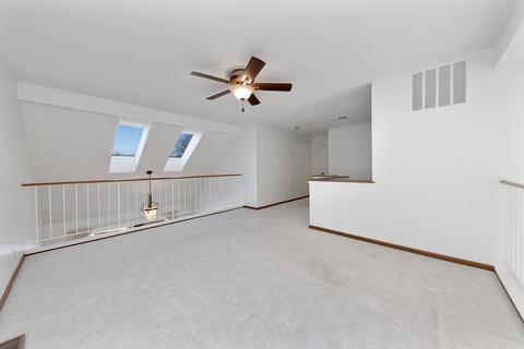 4528 Olmstead Dr, Hoffman Estates, IL 60192 photo 14