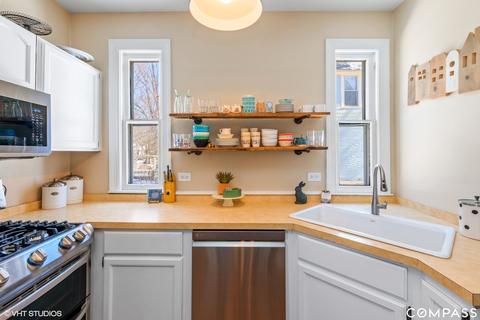 319 E Union Ave, Wheaton, IL 60187 photo 14