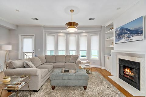 77 E 16th St #3, Chicago, IL 60616 photo 5