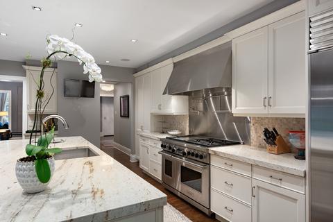 20 E Cedar St #2A, Chicago, IL 60611 photo 12